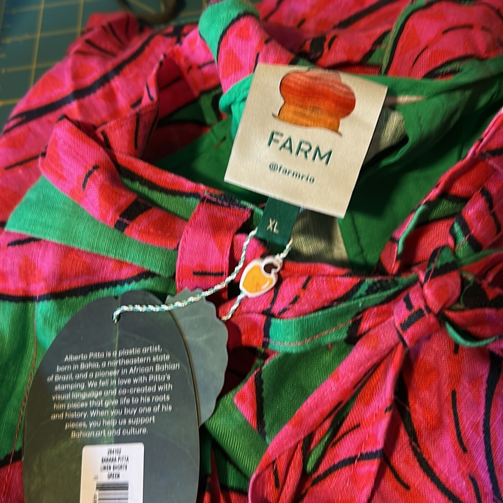 Farm Rio Banana Pitta Linen Shorts - Picture 3 of 6